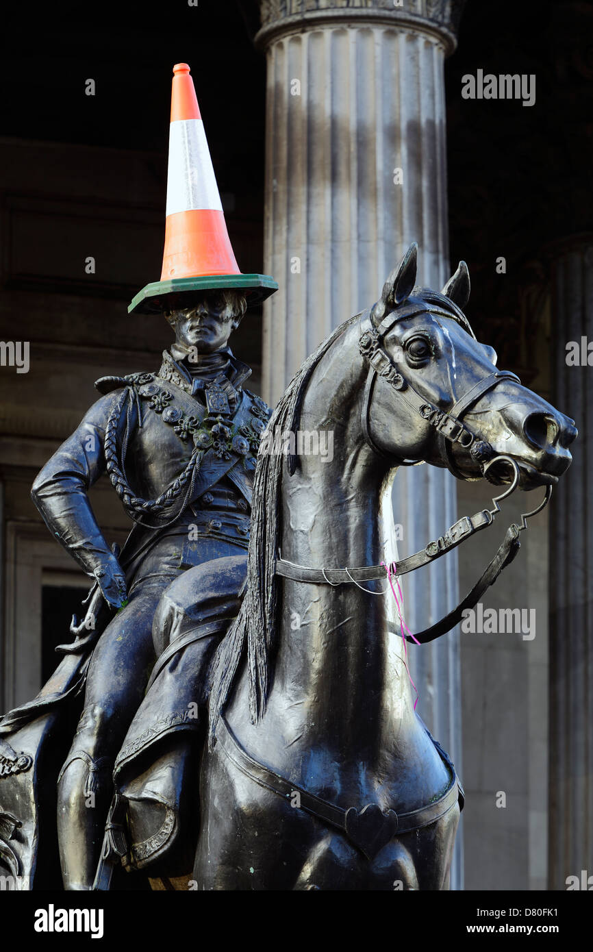 Duke of Wellington, Glasgow, Statue und Verkehrskegel, Gallery of Modern Art, Glasgow City Centre, Royal Exchange Square / Queen Street, Schottland, Großbritannien Stockfoto