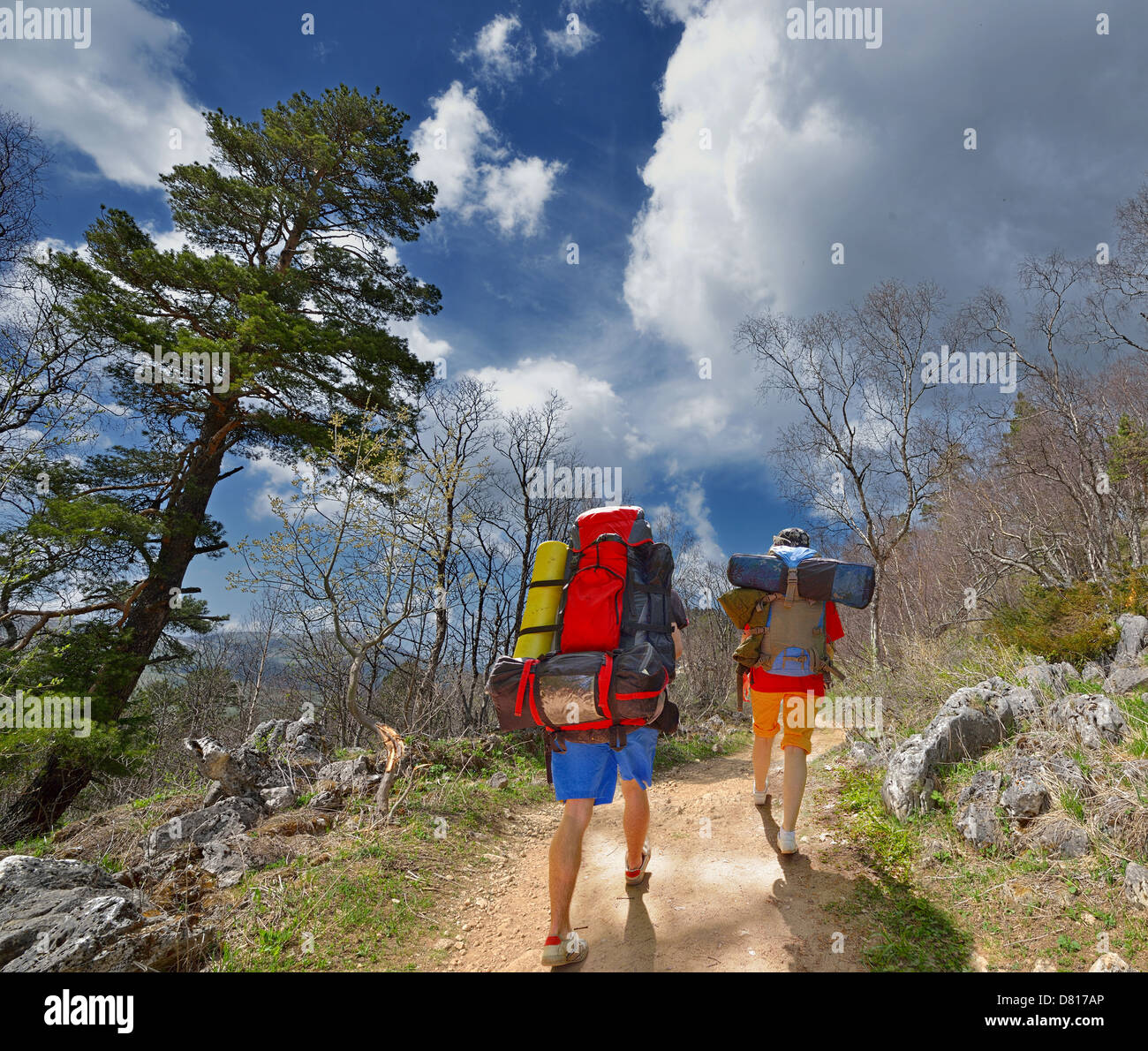 Zwei Backpacker in Bergen. Russland. Caucasus Stockfoto