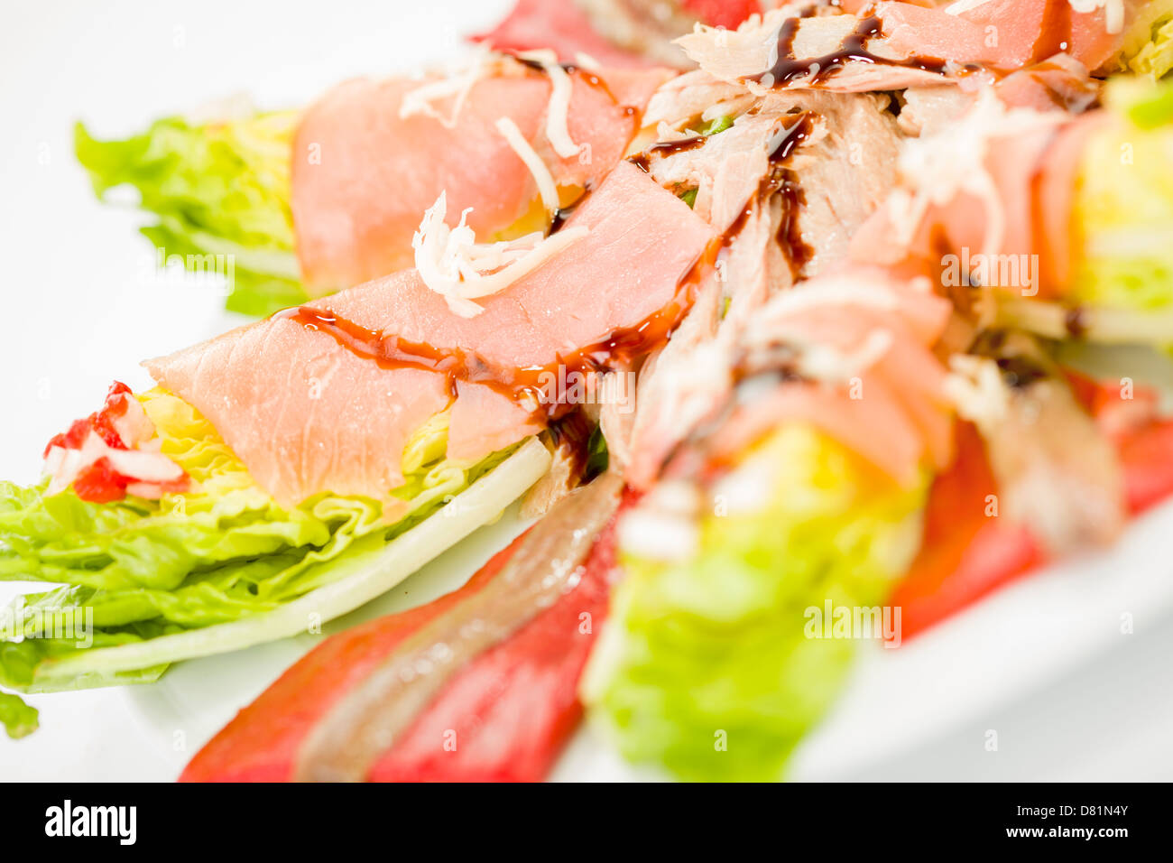 Essen Lachs Sardellen Salat Stockfoto