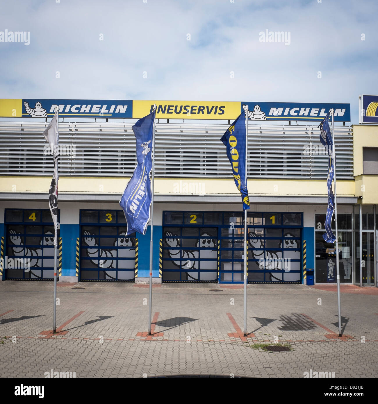 Michelin Pneu Servis in Bratislava Stockfoto