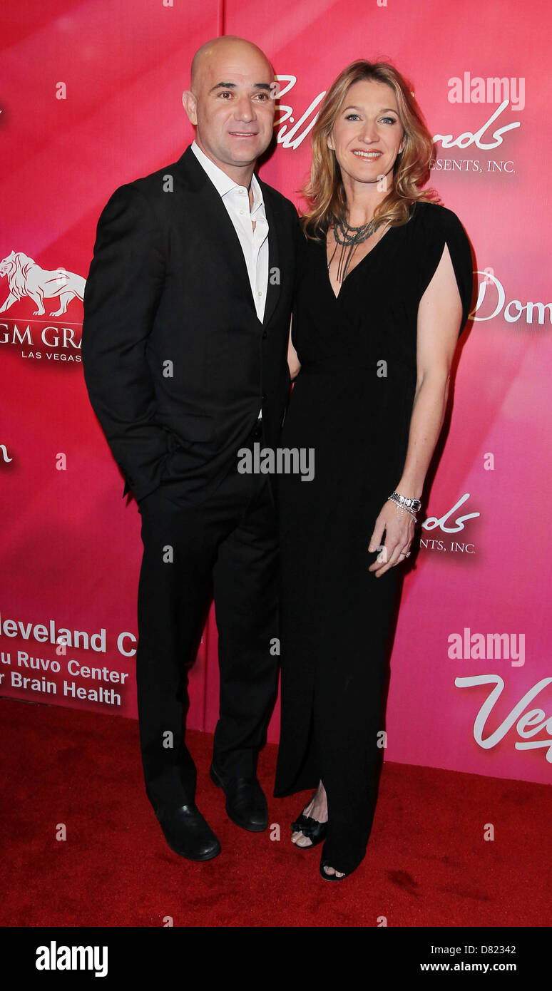 Andre Agassi und Steffi Graf halten Erinnerung lebendig "Power of Love Gala" im MGM Grand Garden Arena im MGM Grand Resort and Casino Stockfoto
