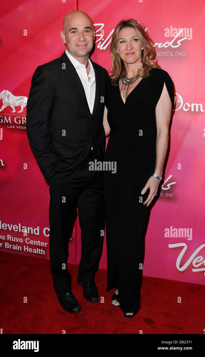 Andre Agassi und Steffi Graf halten Erinnerung lebendig "Power of Love Gala" im MGM Grand Garden Arena im MGM Grand Resort and Casino Stockfoto