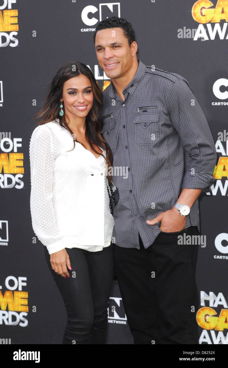 Tony Gonzalez die 2012 Cartoon Network Hall of Game Awards - Ankünfte Los Angeles, Kalifornien - 18.02.12 Stockfoto