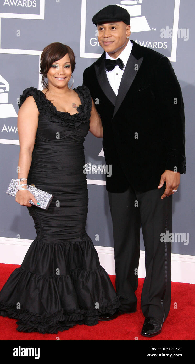 Simone Smith und LL Cool J 54. Annual GRAMMY Awards (die Grammys) – 2012 Ankünfte gehalten im Staples Center Los Angeles, Stockfoto