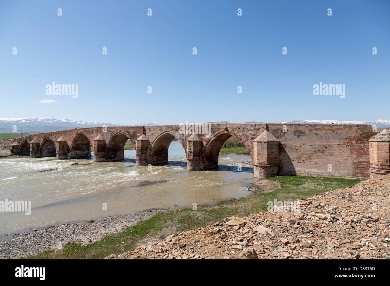 Çobadede Brücke, Aras Flusses, in der Nähe von Erzerum, Anatolien, Türkei Stockfoto