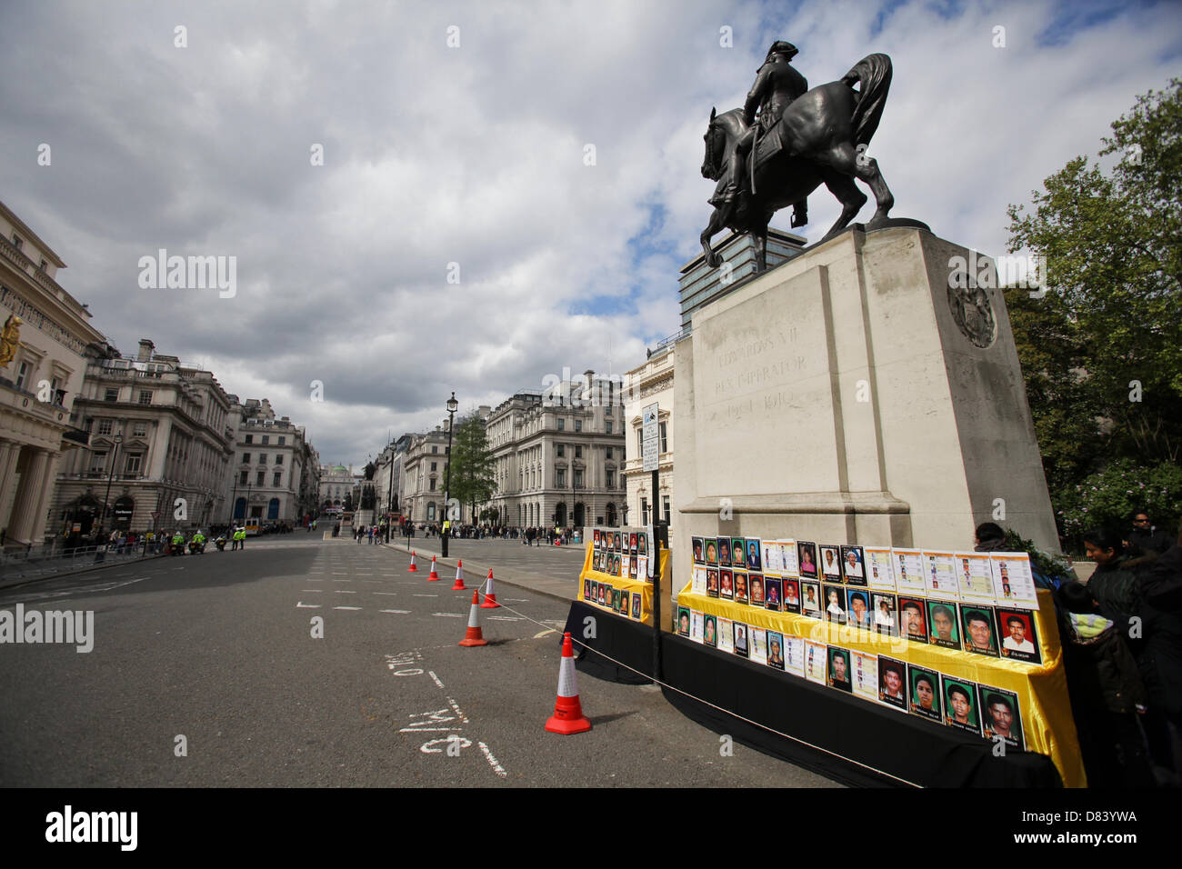 London, UK. 18. Mai 2013. . Fotos der Tamilen Sri Lankas Bürgerkrieg getötet. Bildnachweis: Rob Pinney / Alamy Live News Stockfoto