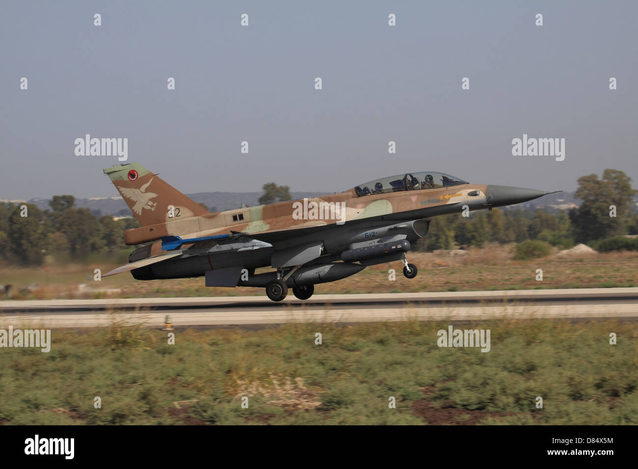 Eine F 16D Barak die israelische Luftwaffe von Ramat David