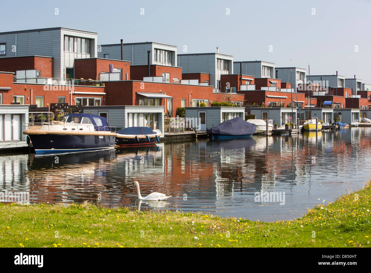 Almere in den Niederlanden, eine der grünsten Städte der Welt. Stockfoto