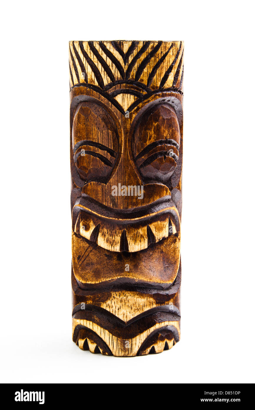 Eine geschnitzte hölzerne Tiki Statue. Stockfoto