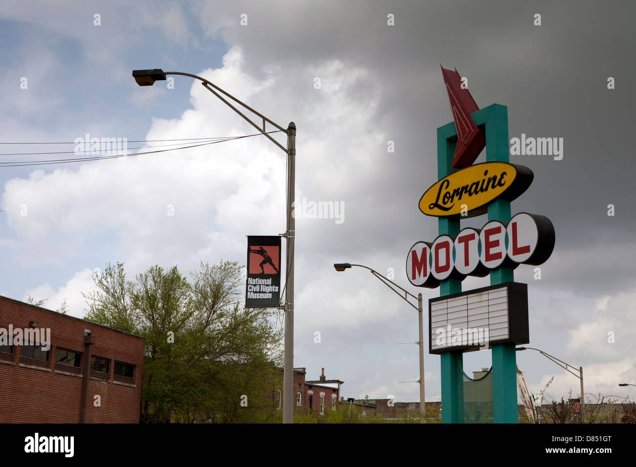 Ein Blick auf das Lorraine Motel-Schild am as National Civil Rights Museum in Memphis, Tennessee Stockfoto