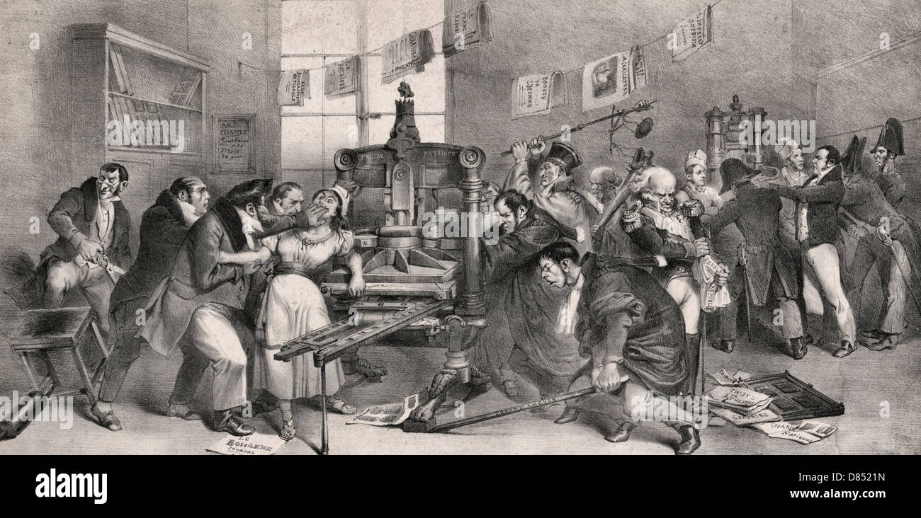 Abstieg in den Werkstätten der die Freiheit der Presse.  König Louis-Philippe Backenbart verdeckt sein Gesicht mit der Hand über den Mund eine Druckerin, repräsentieren die Pressefreiheit und zeigt ganz links, Jean-Charles Persil mit einem großen Paar Scheren, das typische Gerät identifizieren einen Zensor. Andere Regierungsbeamte versucht, die Presse zu stürzen und anderen Druckern in der Nähe einer Presse in den Hintergrund zu stellen. Fragen der "La Caricature" und "Droits de l ' Homme", ca. 1832 von Drähten oben hängen Stockfoto