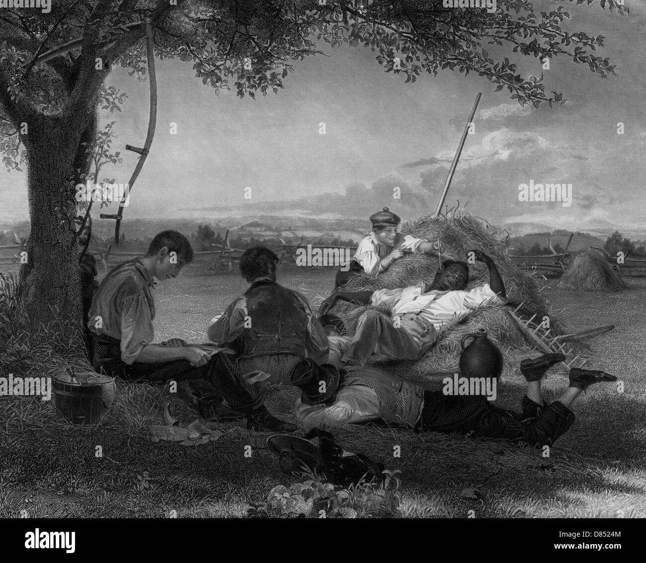 Bauern Nooning - Arbeiter ausruhen im Schatten eines Baumes, ein Mann ist schärfen ein Werkzeug, ein afrikanischer amerikanischer Mann liegend auf einem Stapel von Heu, ein kleiner Junge ist beugte sich über den Stapel des Mannes Ohr mit einem Stück Stroh kitzeln, verschiedenen Heu erntende Werkzeuge sind vorhanden; ein Split-Zaun und Heuhaufen sind sichtbar im Hintergrund. 1843 Stockfoto