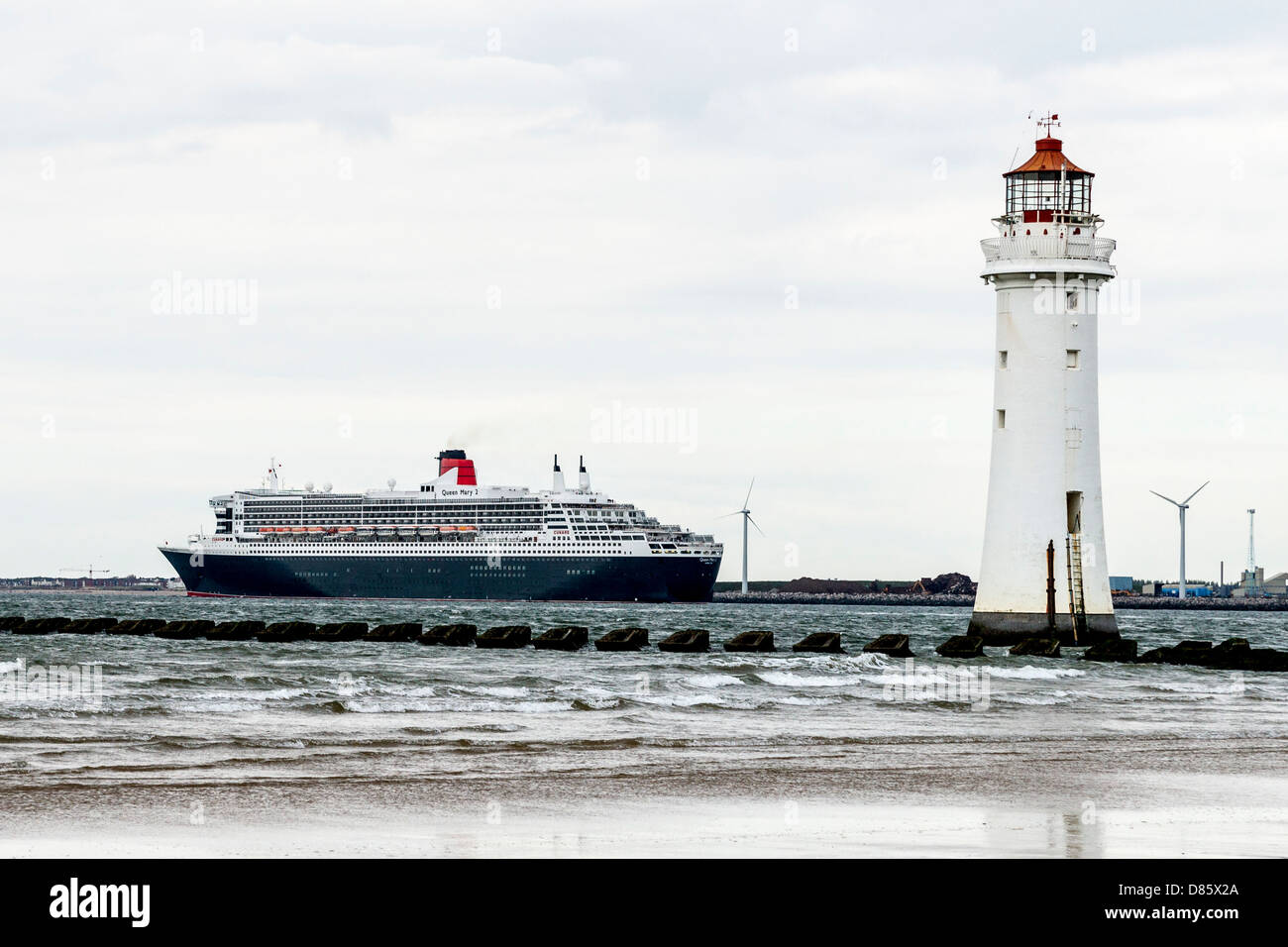 Cunard Line RMS Queen Mary 2 Besuch in Liverpool 17.05.2013. Stockfoto