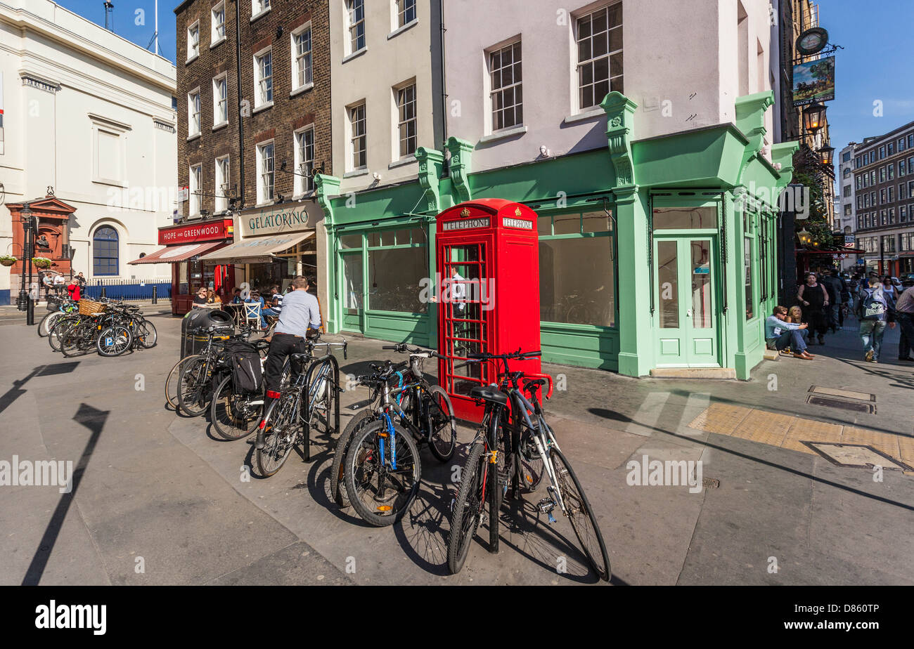 Covent Garden Street Scene, London, England, Großbritannien. Stockfoto