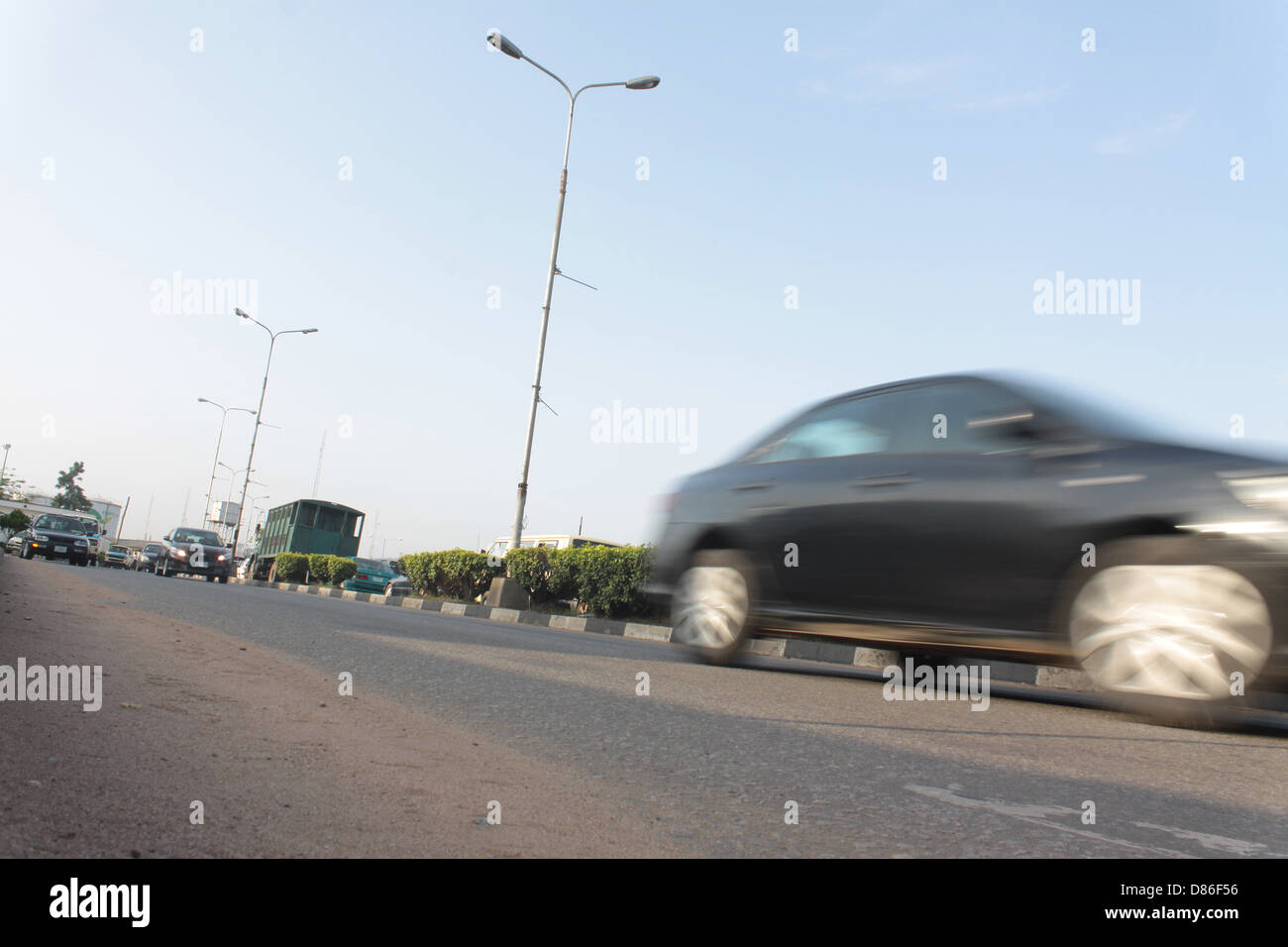 Verkehr auf der Hauptstraße in Lagos. Stockfoto