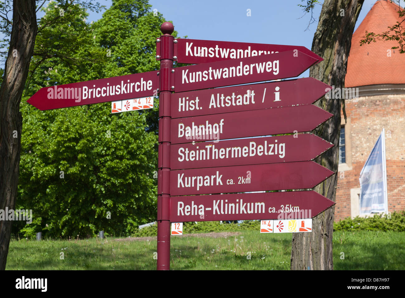 Tourismus-Wegweiser, Bad Belzig, Hoher Fläming, Brandenburg, Deutschland Stockfoto