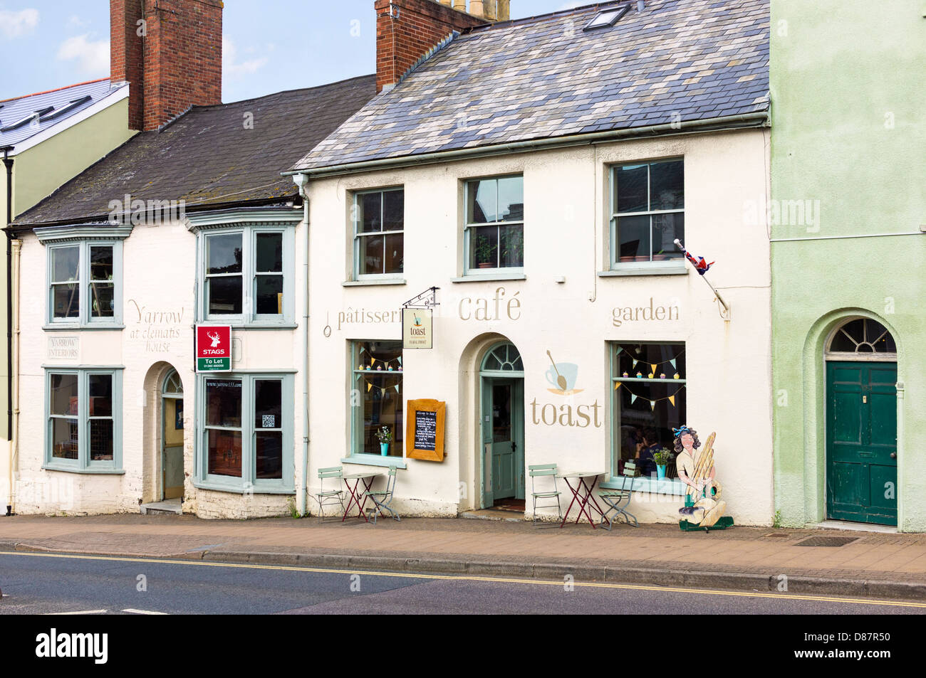 Cafe in einer englischen Stadtzentrum, Honiton, Devon, UK Stockfoto