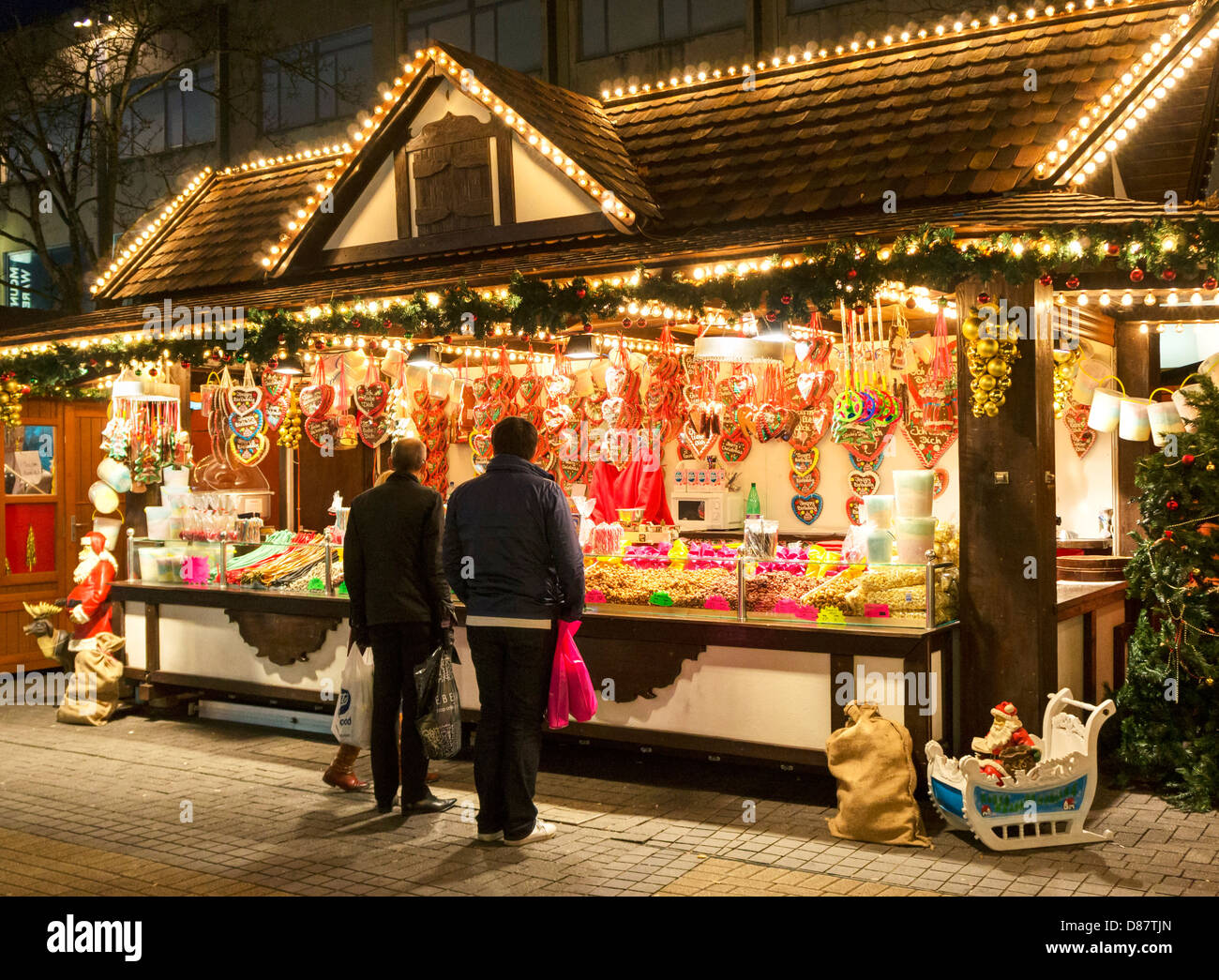 Weihnachtsmarkt stall im Stadtzentrum von Bristol, UK Stockfoto