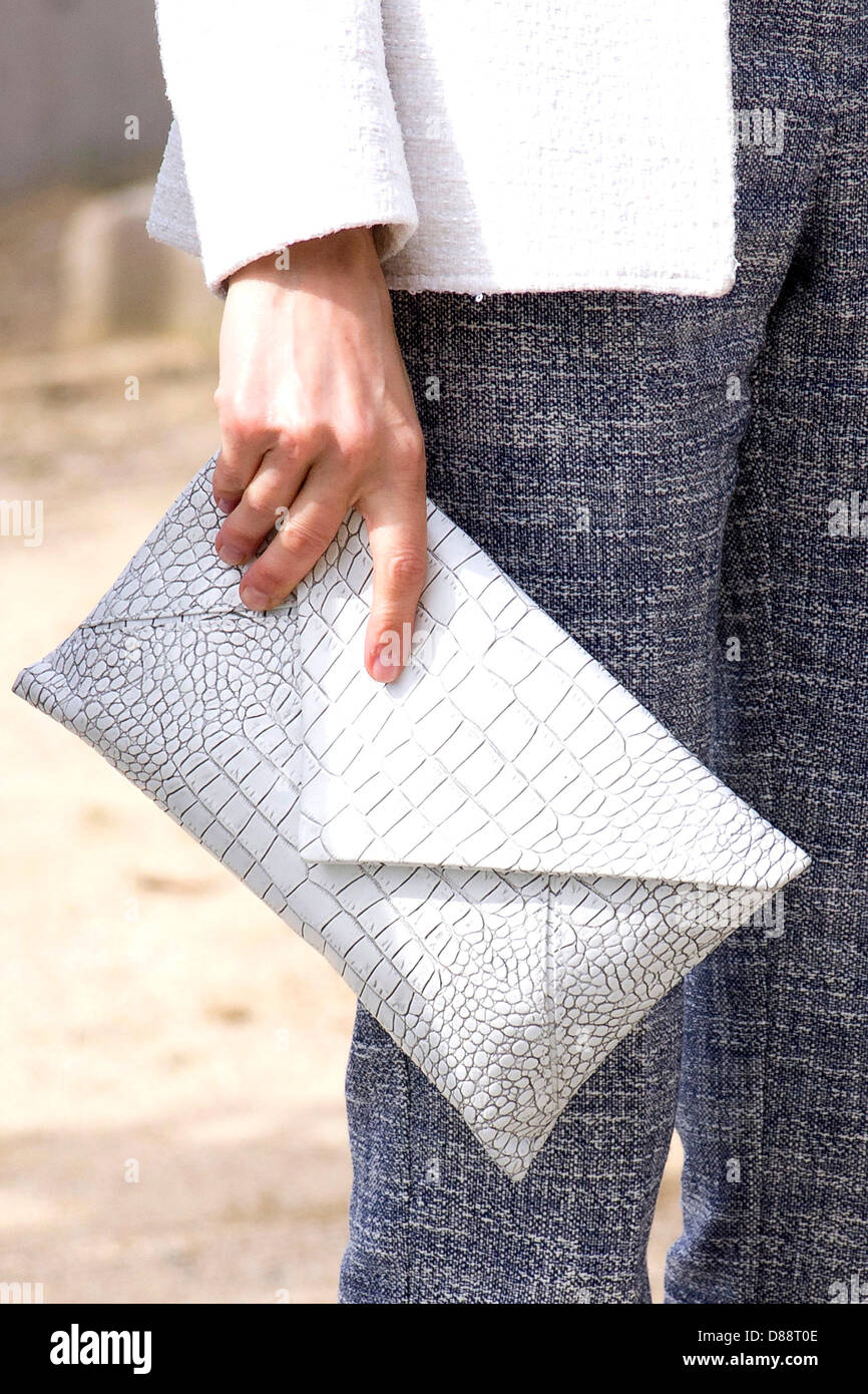 Prinzessin Letizia von Spanien besucht die Eröffnung des neuen Integration und Chancen-Bereich von APROCOR Stiftung am 21. Mai 2013 in Madrid, Spanien Stockfoto