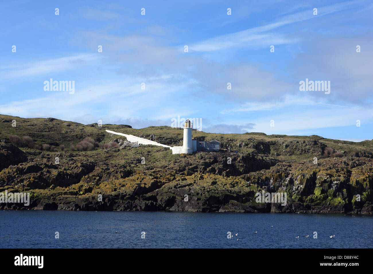 Der niedrige Leuchtturm auf der Isle of May in den Firth of Forth in Schottland Stockfoto