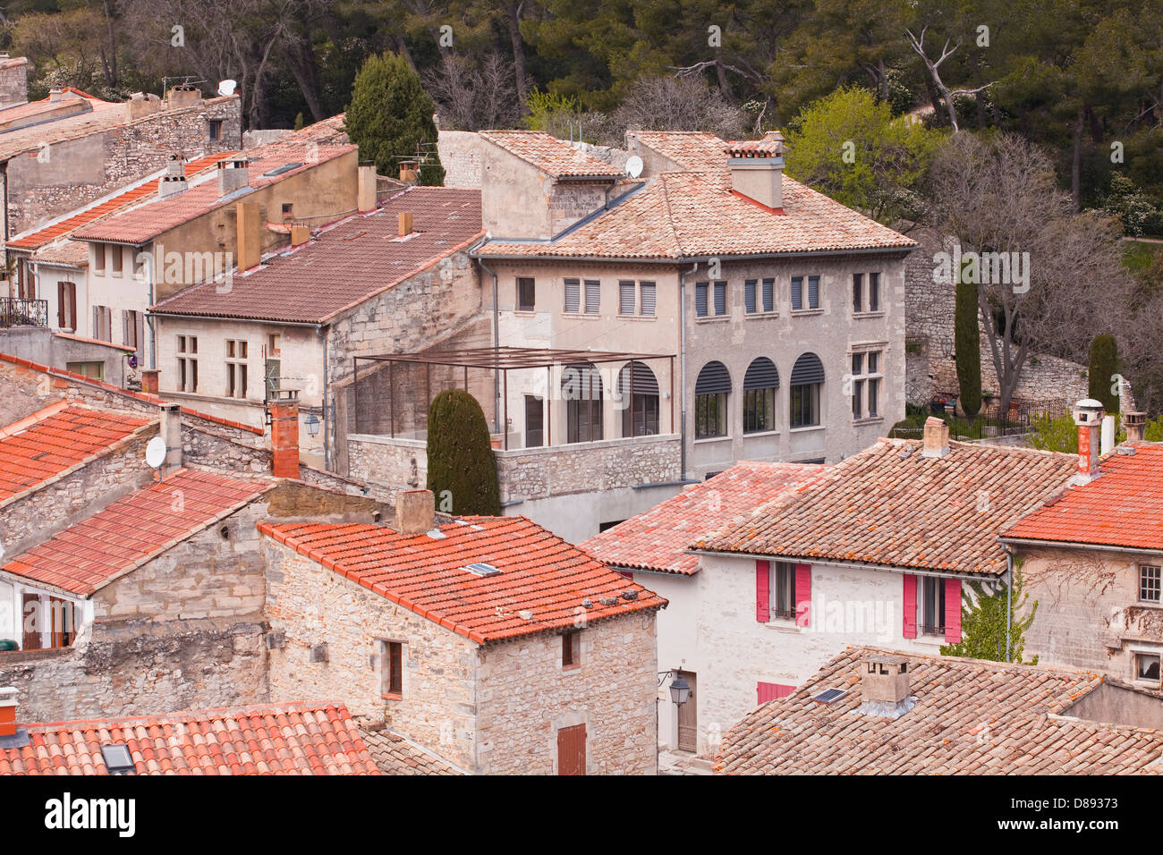 Typischen provenzalischen Stil Häuser in Villeneuve Les Avignon, Fra, ce. Stockfoto