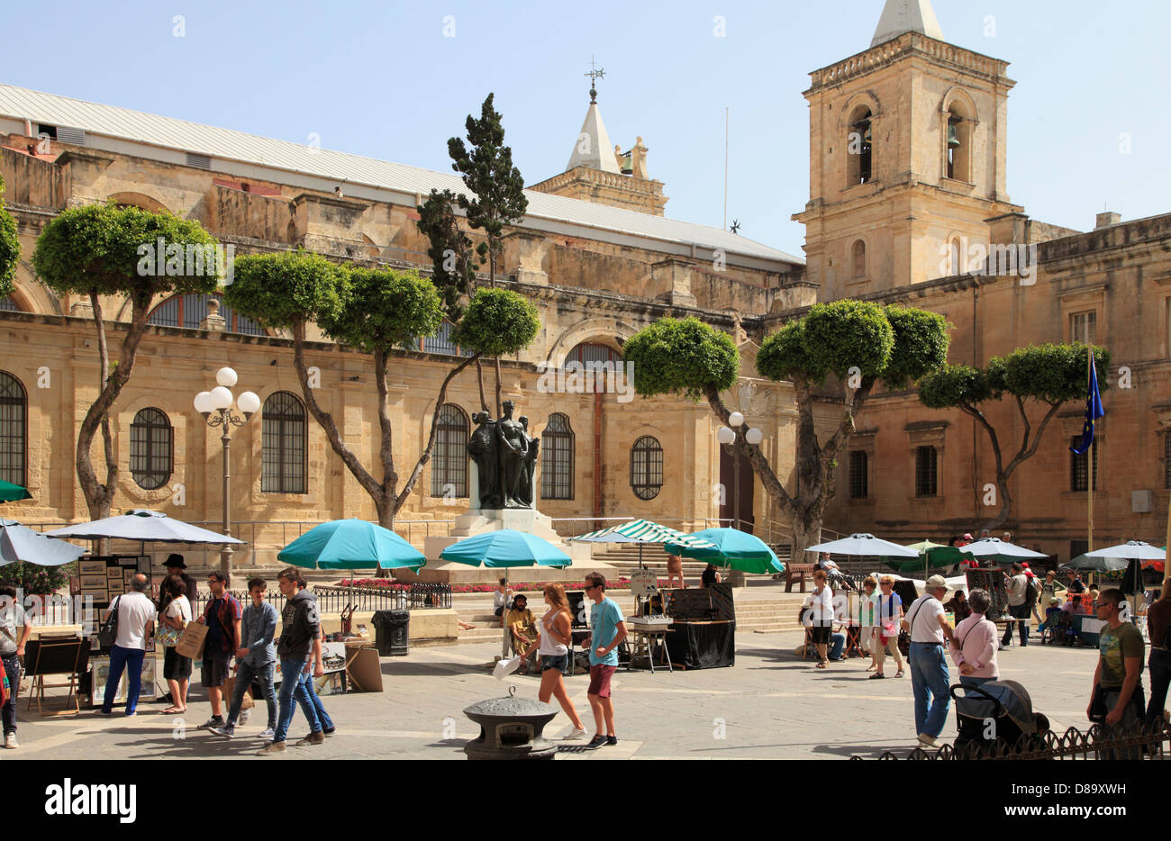 Malta, Valletta, St. Johns Co-Kathedrale, Republic Street, Menschen, Stockfoto