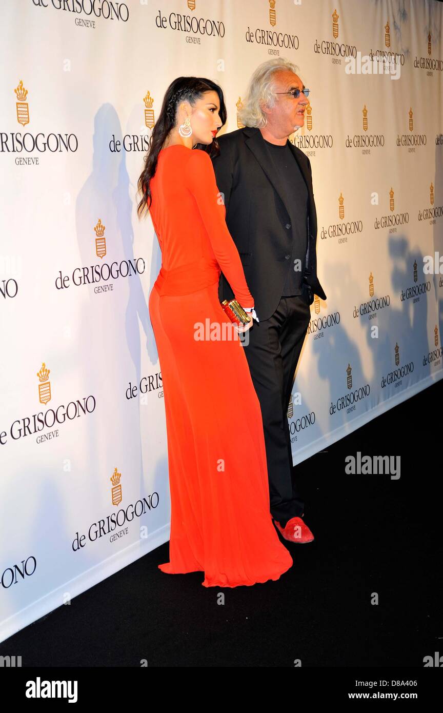 21. Mai 2013 - Antibes, Ca, Frankreich - FLAVIO BRIATORE, ELISABETTA GREGORACI.de Grisogono Party photocall.66th Cannes Film Festival.Cannes, France.May 21, 2013. (Kredit-Bild: © Roger Harvey/Globe Photos/ZUMAPRESS.com) Stockfoto