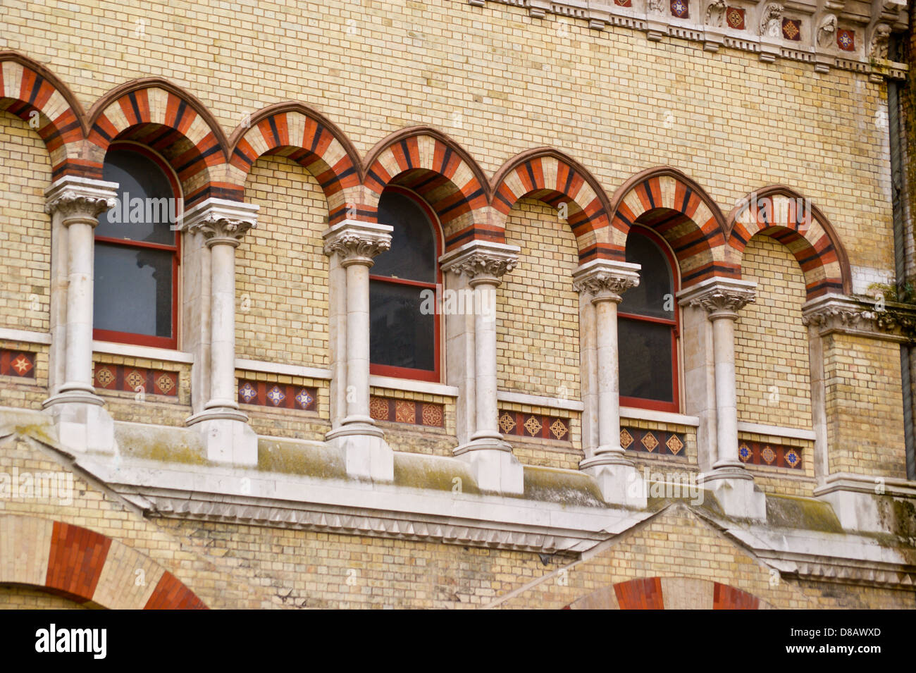 Mauerwerk Bögen Abbey Mills Abwasser Pumpstation 1868 von Joseph Bazalgette und Edmund Cooper, Stratford, London, England Stockfoto