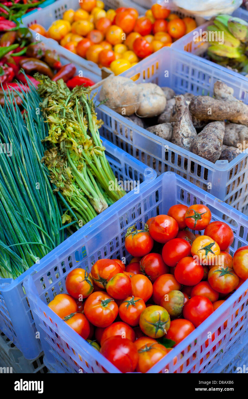 Frisches Obst und Gemüse auf den asiatischen Markt Stockfoto