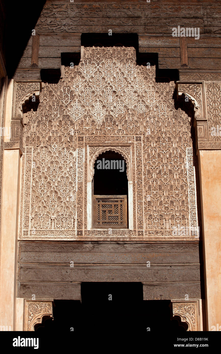 Ben Youssef Madrasa: Wand im Innenhof Stockfoto