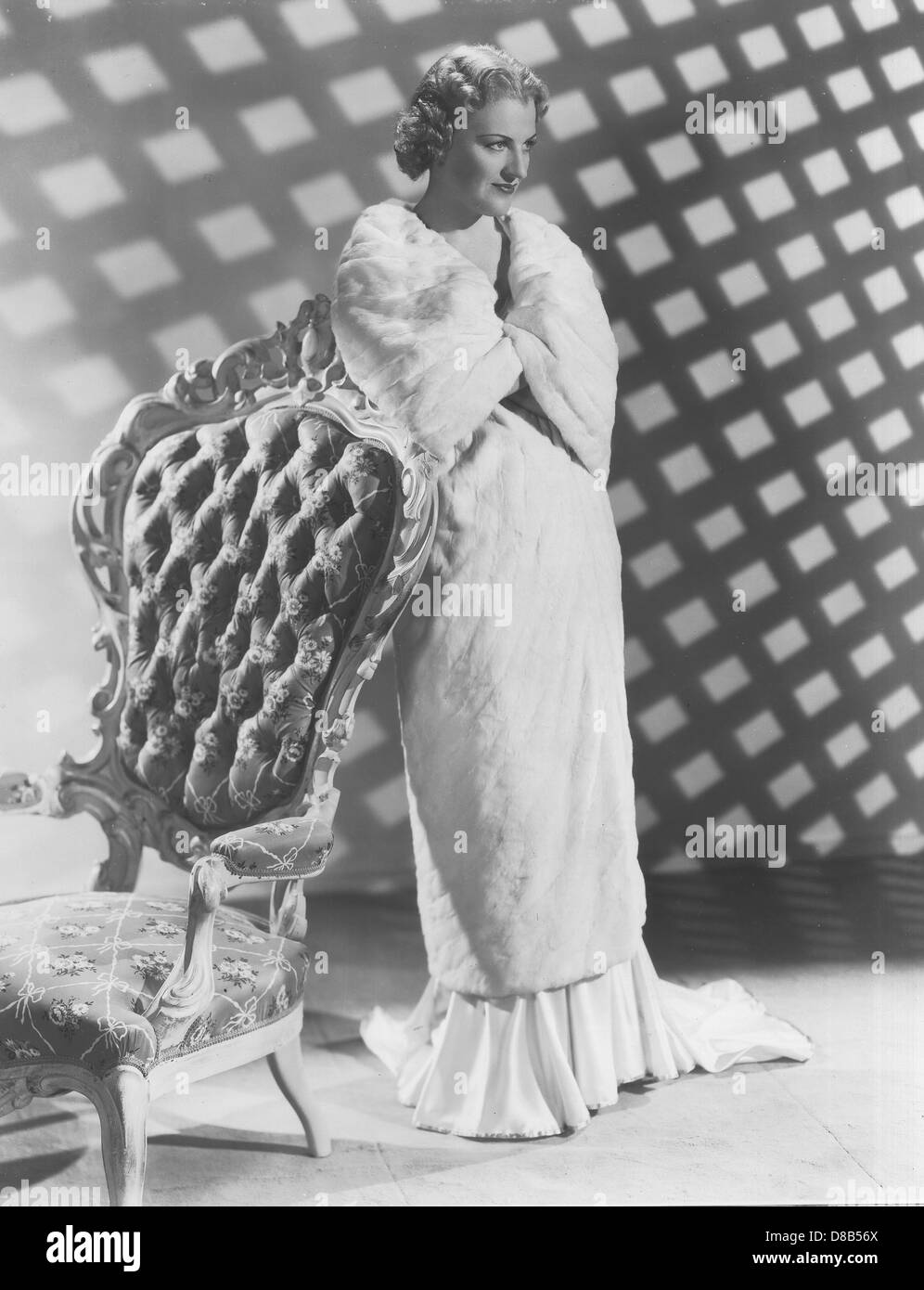 GRACIE FIELDS. (Kredit-Bild: © Harris Ewing News/Globe Photos/ZUMAPRESS.com) Stockfoto GRACIE FIELDS. (Kredit-Bild: © Harris Ewing News/Globe Photos/ZUMAPRESS.com) Stockfoto