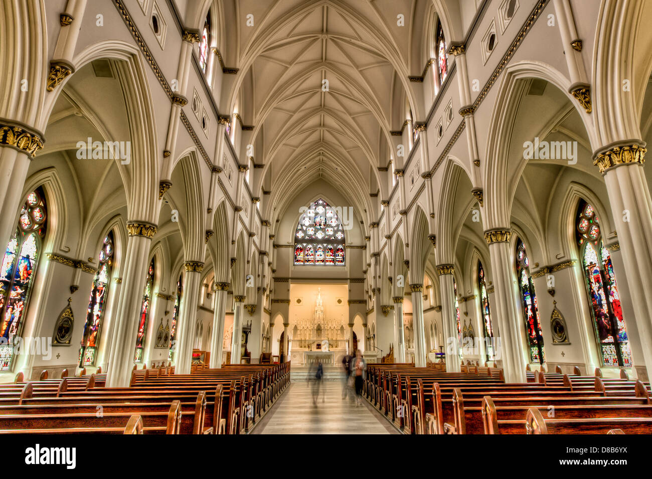 Die Kathedrale St. Johannes des Täufers ist die Mutterkirche der römisch-katholischen Diözese von Charleston, SC, USA Stockfoto