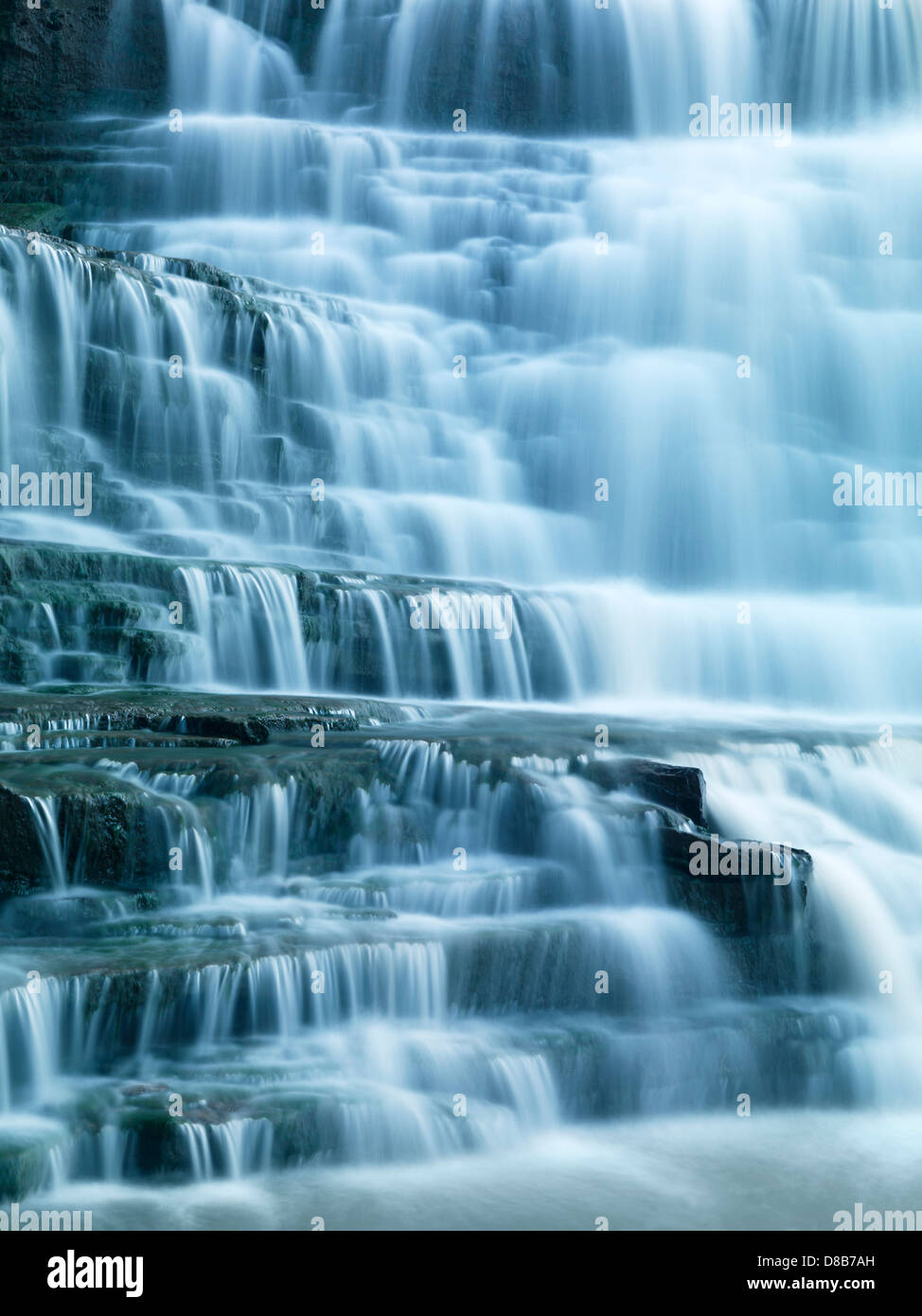 Nahaufnahme der schönen Wasserfall Wasserfall Details. Albion fällt, Hamilton, Ontario, Kanada. Stockfoto