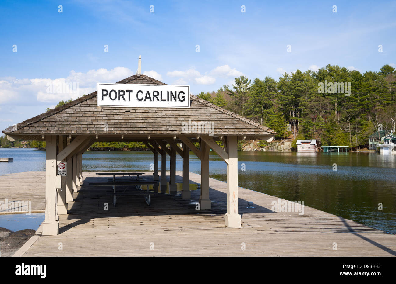 Stadt Dock und Cottages in Port Carling, Ontario Stockfoto