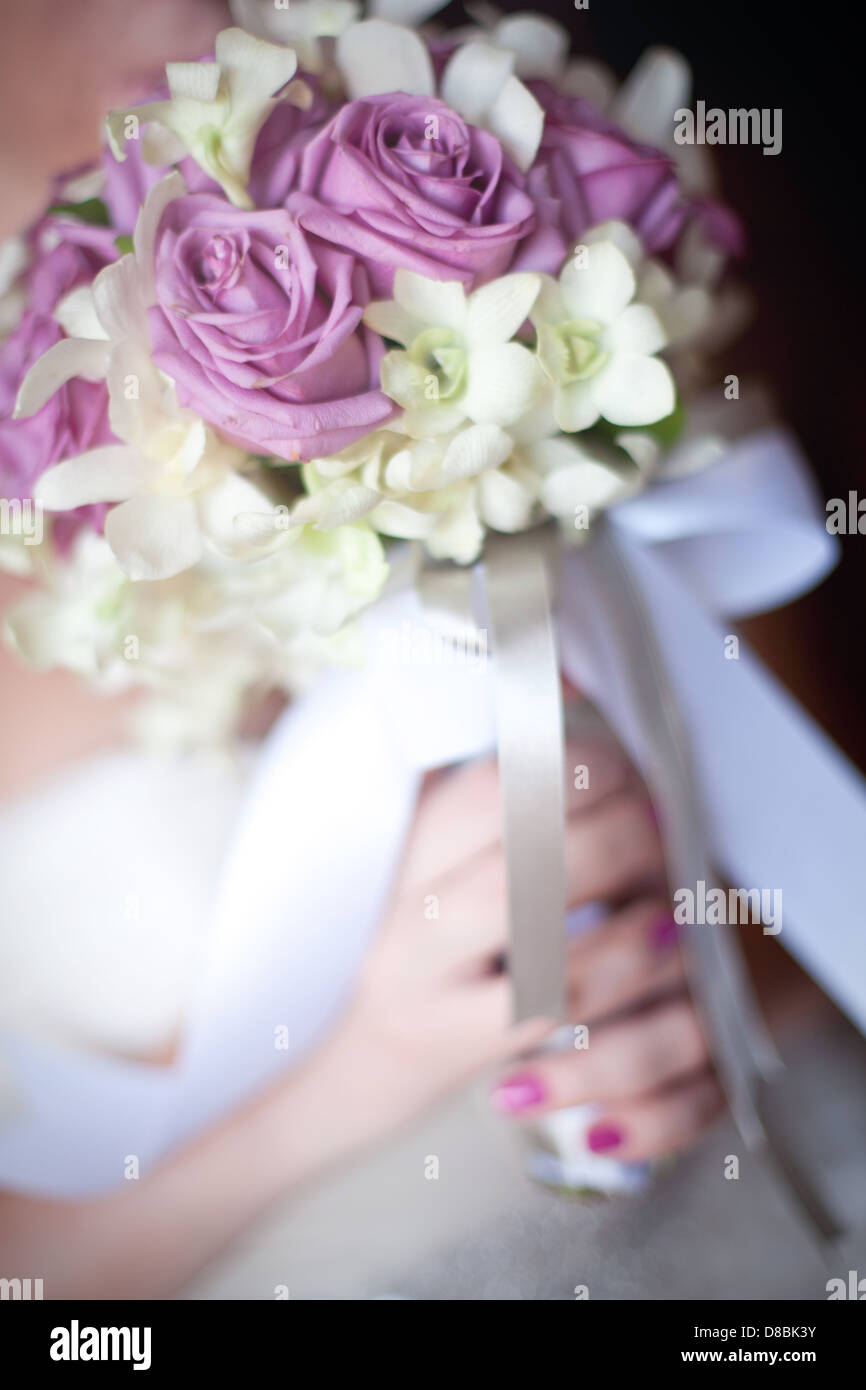 Blumenstrauß in der Hand der Braut Hochzeit Stockfoto