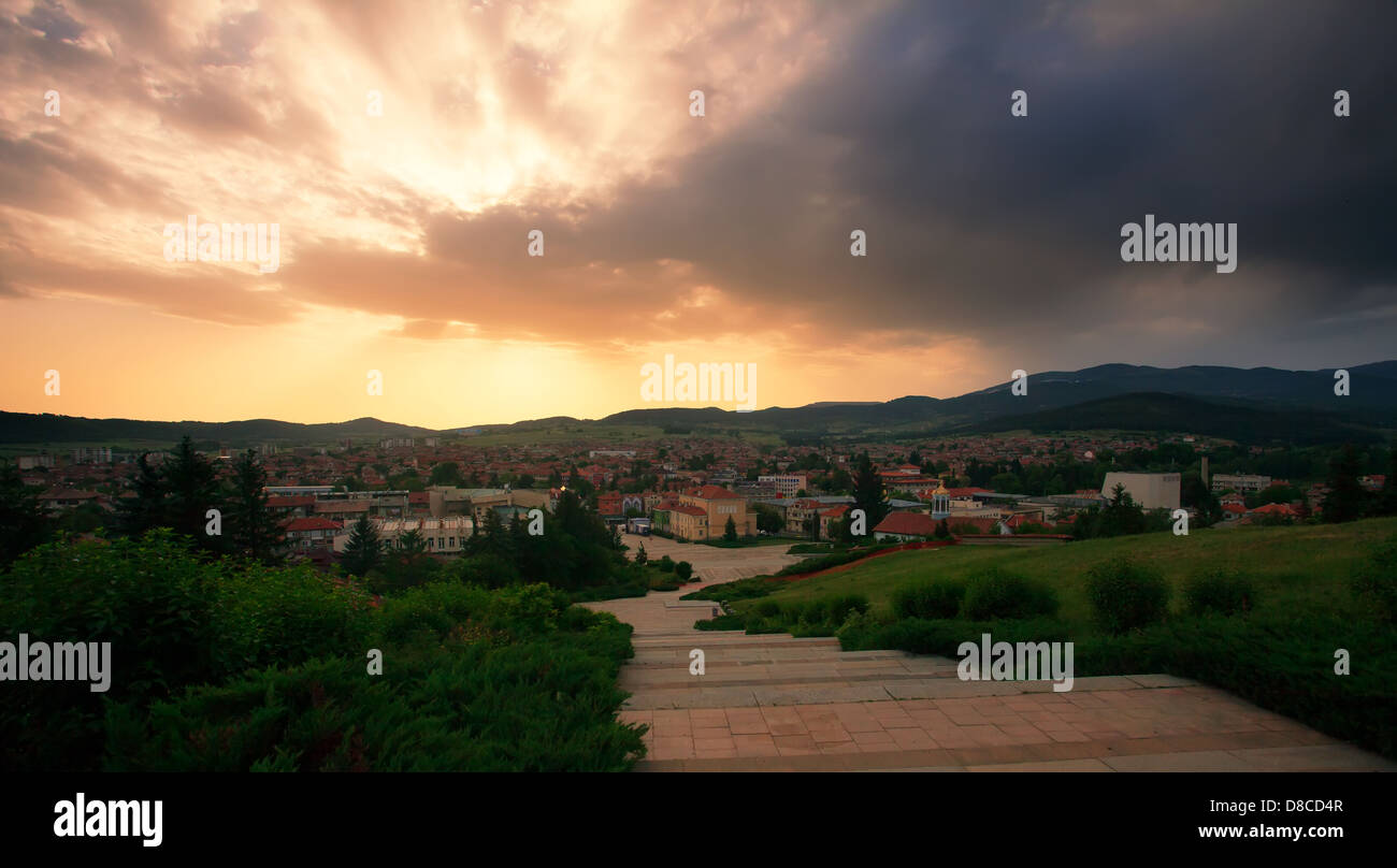 HDR Panorama Stadtlandschaft in Panagyurischte, Bulgarien Stockfoto