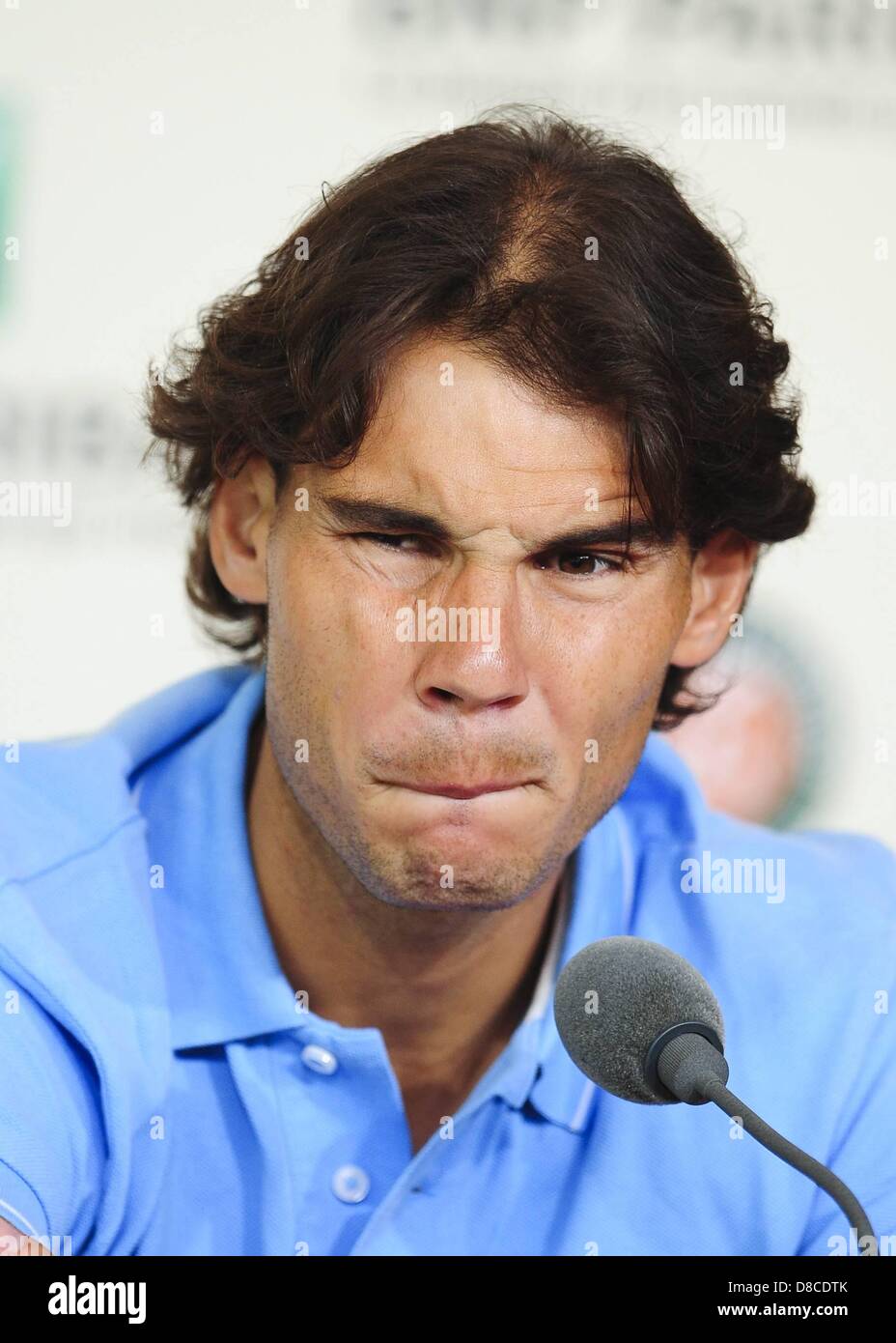 24/05 2013 Paris Frankreich.  Rafael Nadal ESP Roland Garros Tennis Pressemeldung zu öffnen und zu zeichnen. Stockfoto