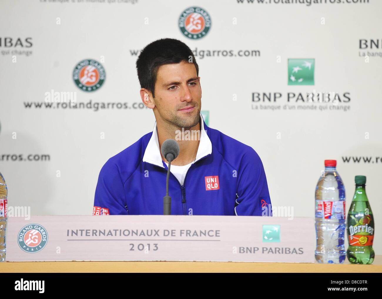 24/05 2013 Paris Frankreich.  Novak Djokovic Srb Roland Garros Tennis Pressemeldung zu öffnen und zu zeichnen. Stockfoto