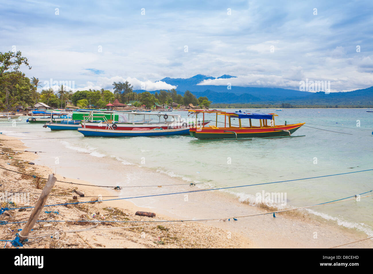 Angelboote/Fischerboote in der Bucht auf Gili Air Insel Bali, Indonesien Stockfoto