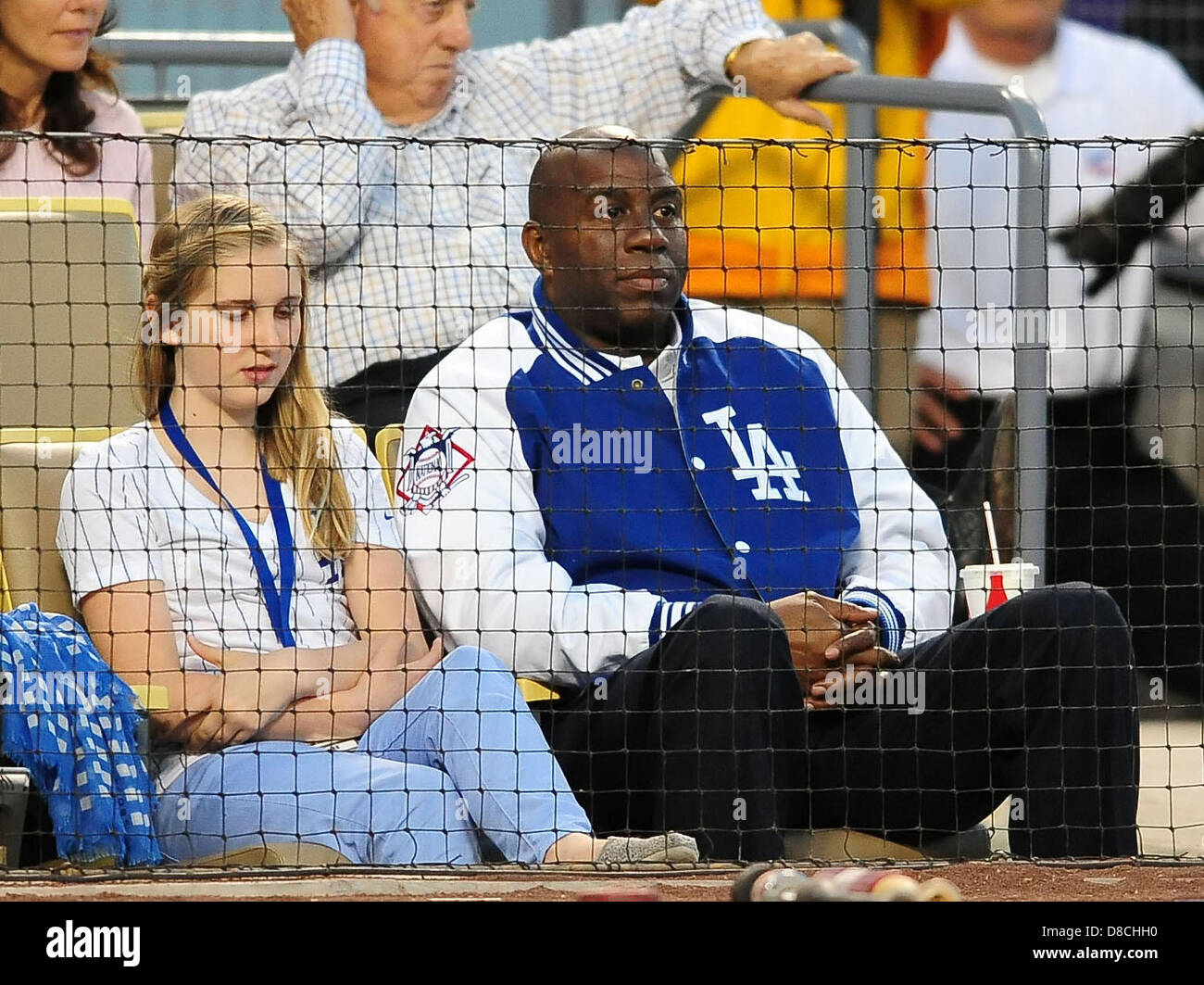 24. Mai 2013 Los Angeles, Kalifornien. Los Angeles Dodgers Co Besitzer Earvin Magic Johnson in der Major League Baseball Spiel zwischen den Los Angeles Dodgers und den St. Louis Cardinals im Dodger Stadium... Louis Lopez/CSM/Alamy Live-Nachrichten Stockfoto