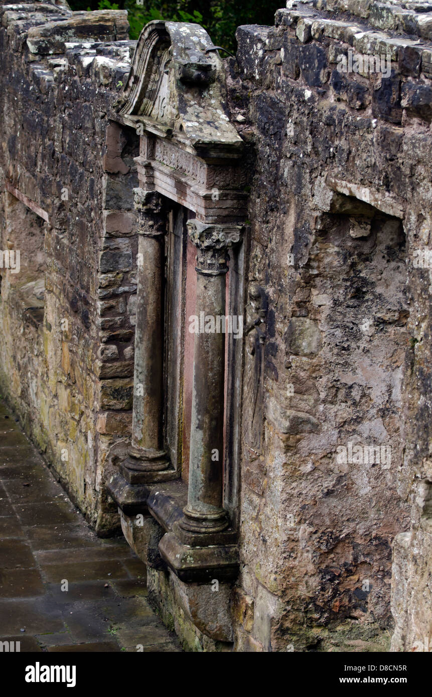 Die Ruinen der St. Bridget Kirk in der Nähe von Dalgety Bay in Fife, Schottland. Stockfoto