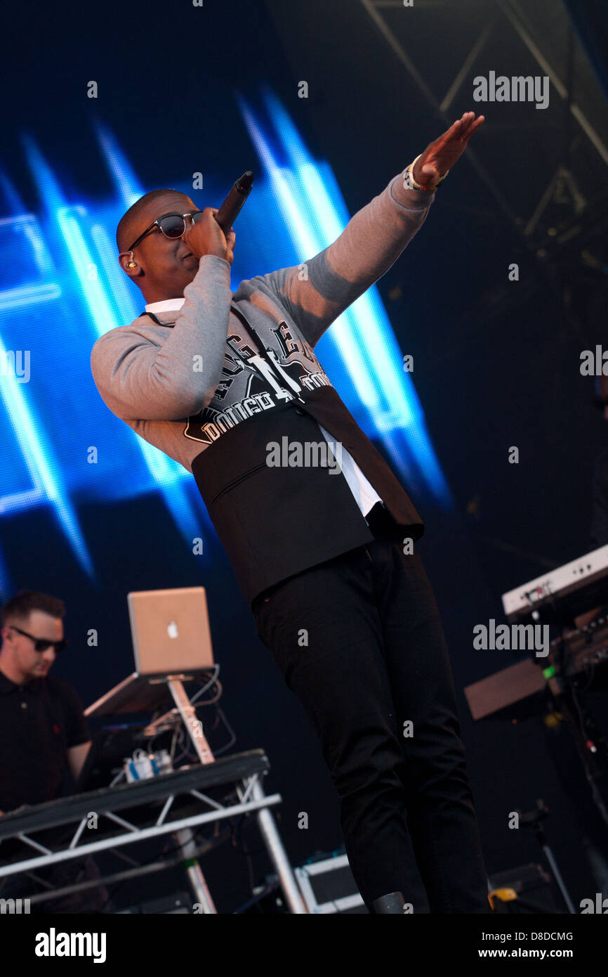 Sänger, Songwriter, Musikproduzent Labrinth bei Radio1 ein großes Wochenende am Ebrington Platz, Derry in Nordirland. Stockfoto