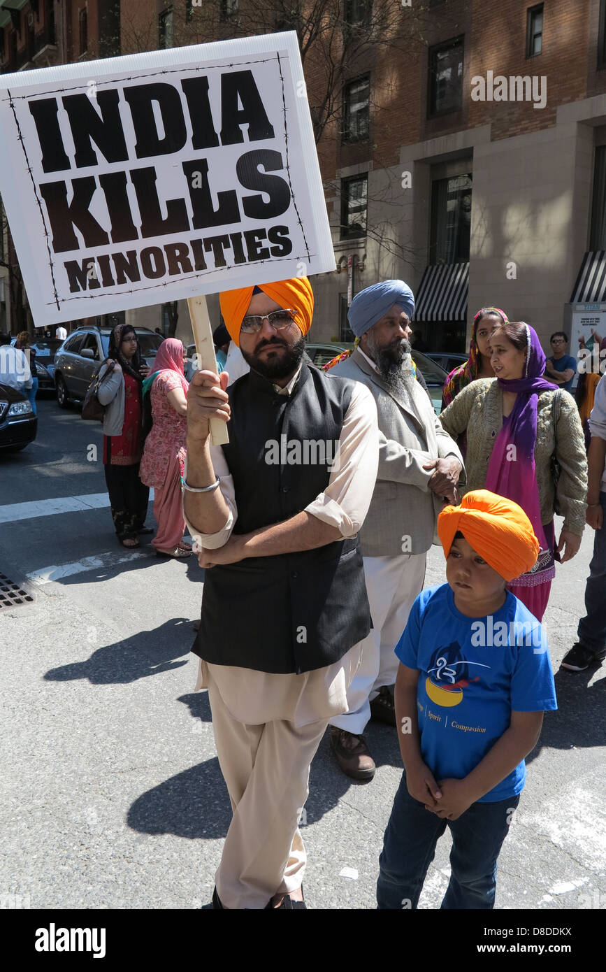 Der sechsundzwanzigsten jährliche Sikh Day Parade auf der Madison Avenue in Manhattan, 2013. Stockfoto