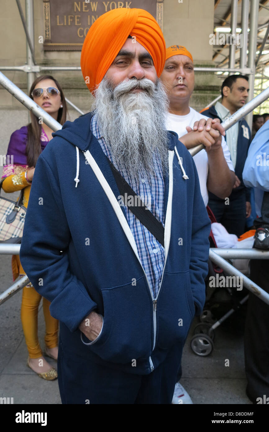 Der sechsundzwanzigsten jährliche Sikh Day Parade auf der Madison Avenue in Manhattan, 2013. Stockfoto