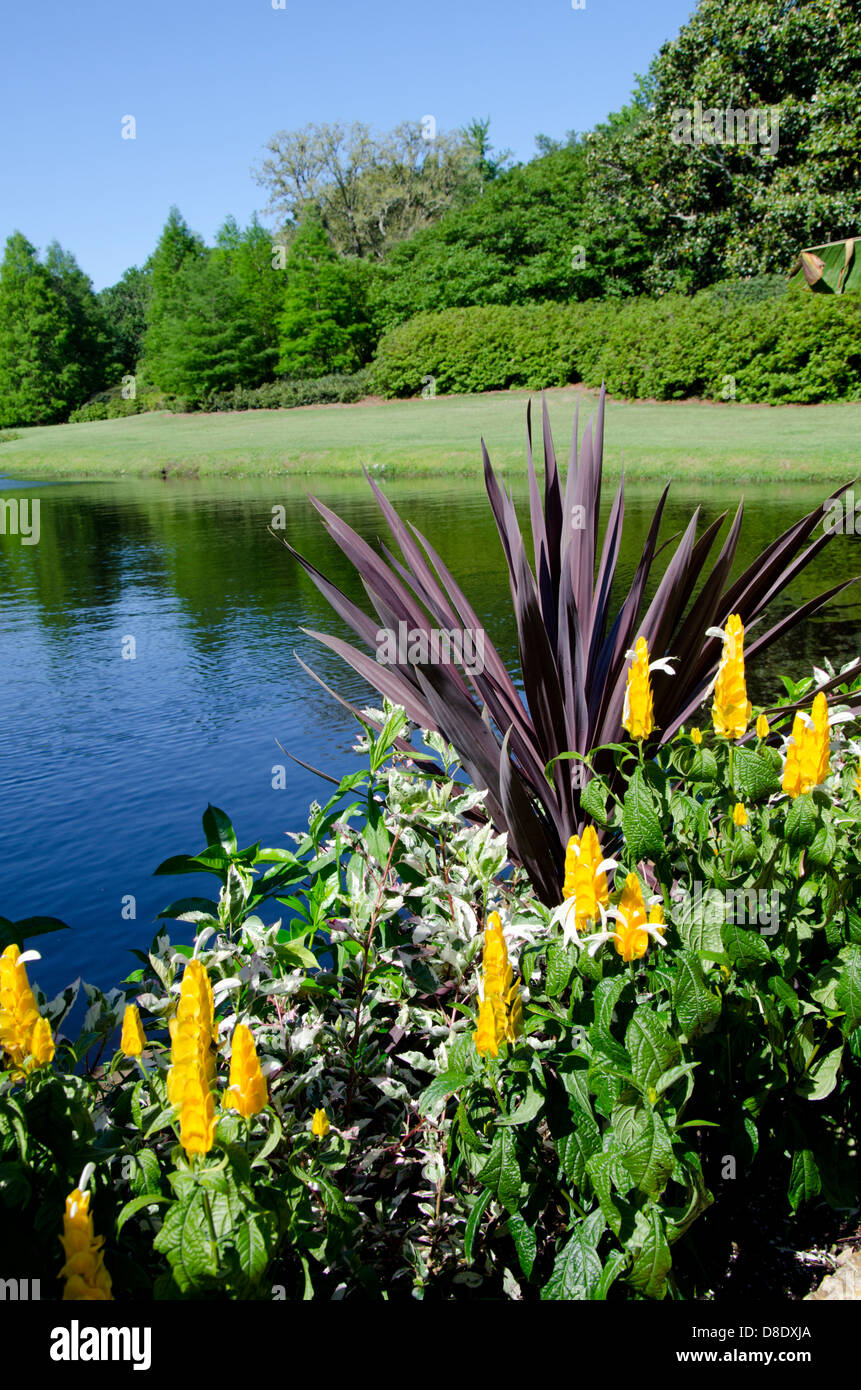 Alabama, Theodore in der Nähe von Mobile. Historische Bellingrath Gardens und Zuhause, Mirror Lake. Stockfoto