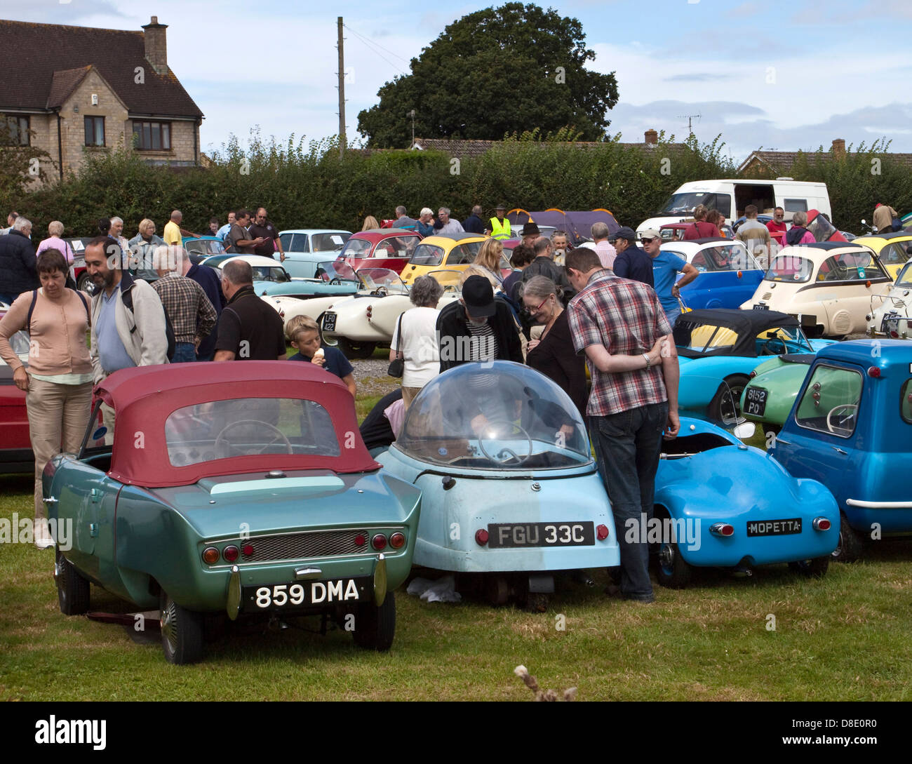Ein Microcar-treffen in Wiltshire Stockfoto