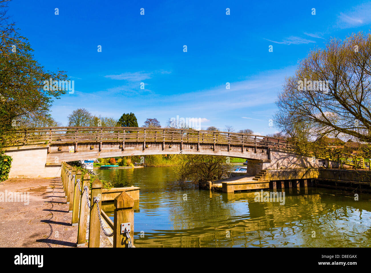 Holzbrücke in Staines auf Themse, UK Stockfoto