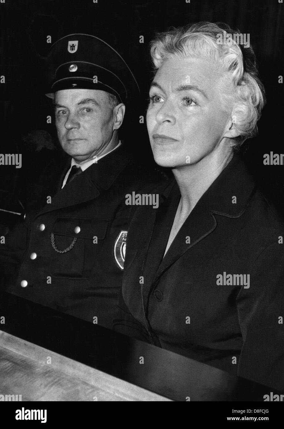 Gesellschaft abeurophoto Fotos und Bildmaterial in hoher Auflösung