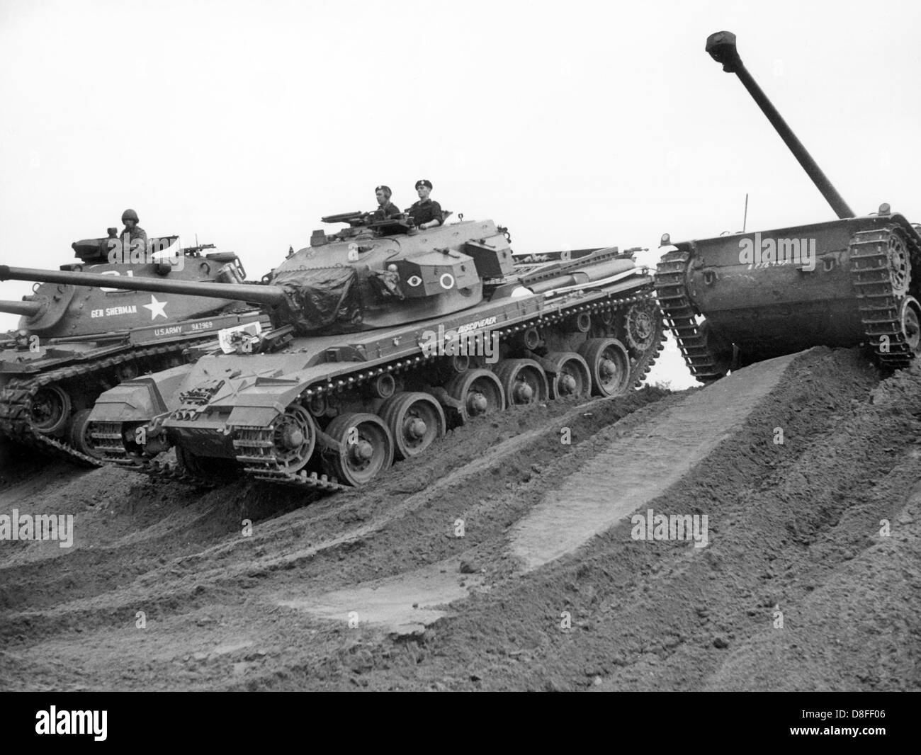 Panzer der amerikanischen, der britischen und der französischen Armee, die Teilnahme an einem eintägigen Übung am Boden der Ausbildung in Berlin-Grunewald am 13. Juni 1961. Stockfoto