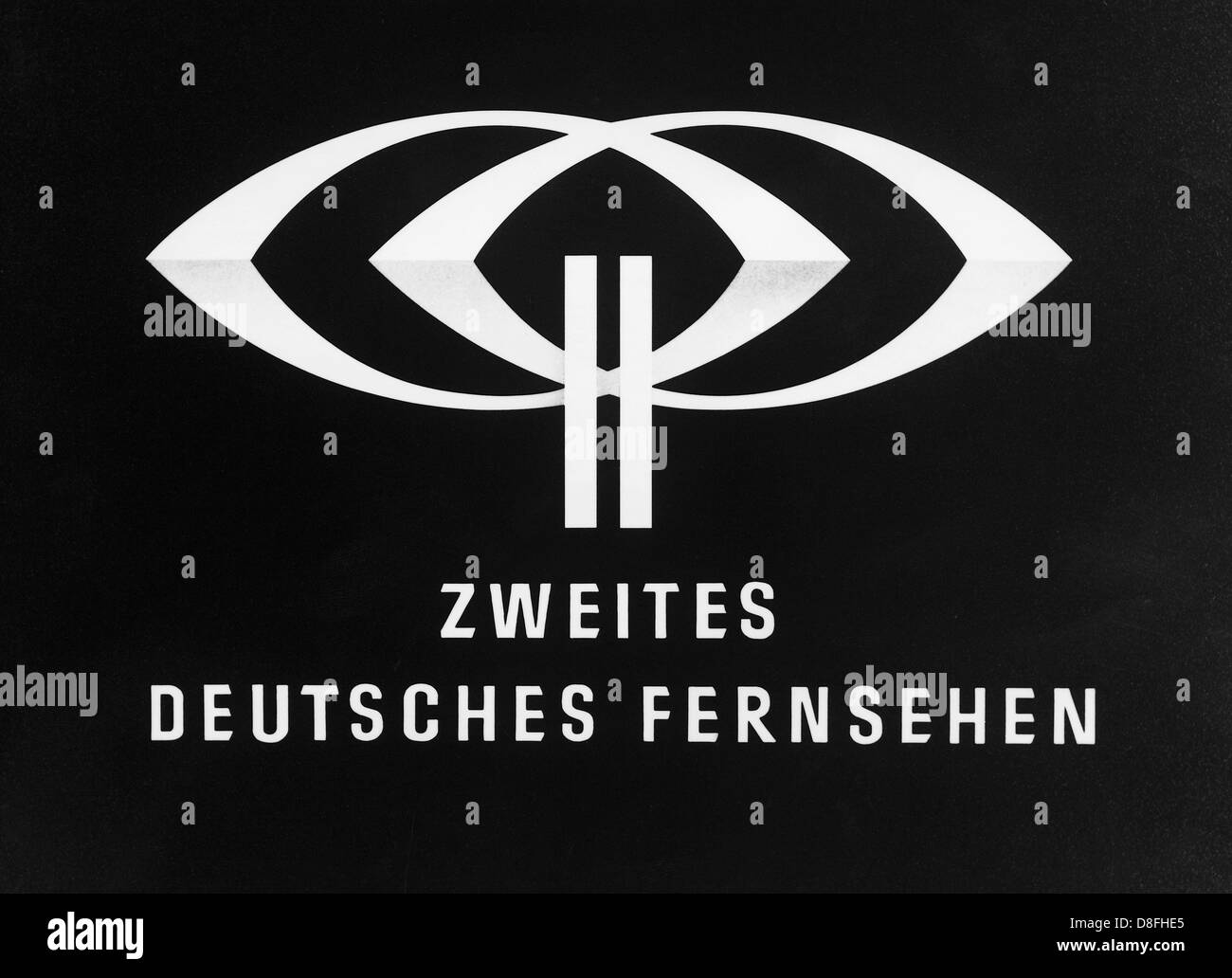 Logo des ZDF, der "zweiten deutschen Fernsehen", übersetzt als "Zweite deutsche Fernsehen", aus dem Jahr 1963. Stockfoto